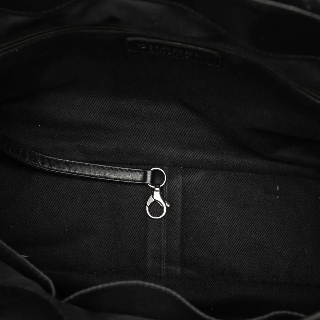 Chanel Quilted Caviar Soft Shopper Tote Black Leather Very good - Model View