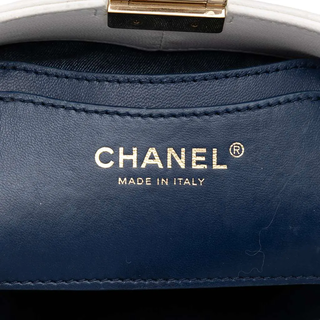 Chanel CC Lambskin Elegant Chain Vanity Case White Leather Very good - Box View