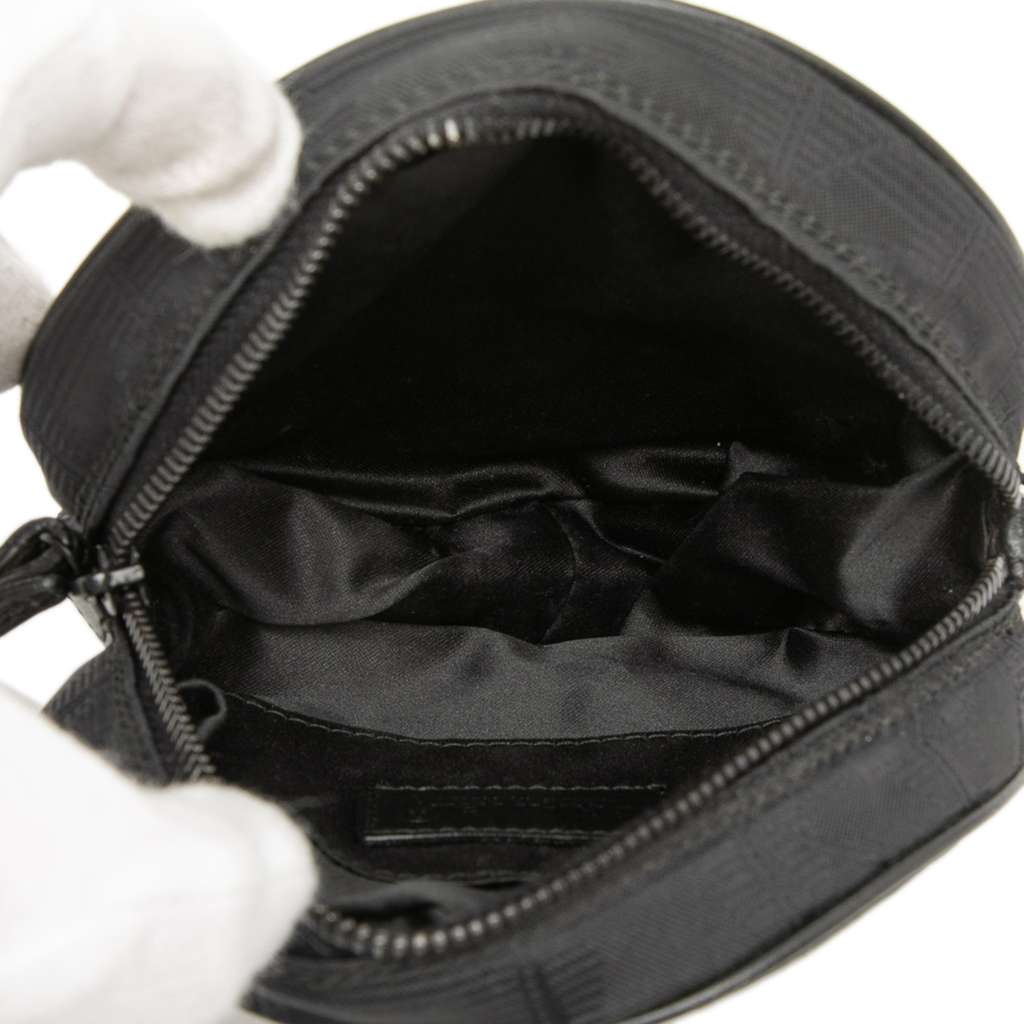 Chanel New Travel Line Nylon Wristlet Pouch Black Good condition - Model View