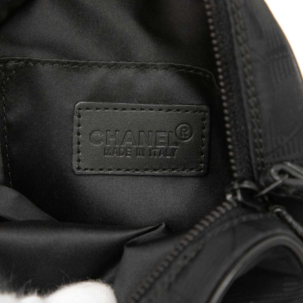 Chanel New Travel Line Nylon Wristlet Pouch Black Good condition - Box View