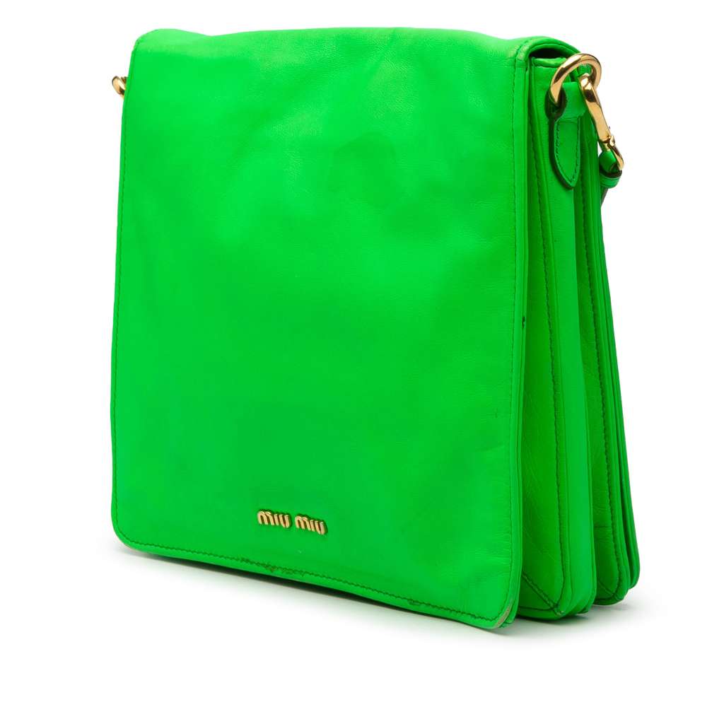 Miu Miu Leather Wing Strap Crossbody Green Leather Good condition - Back View