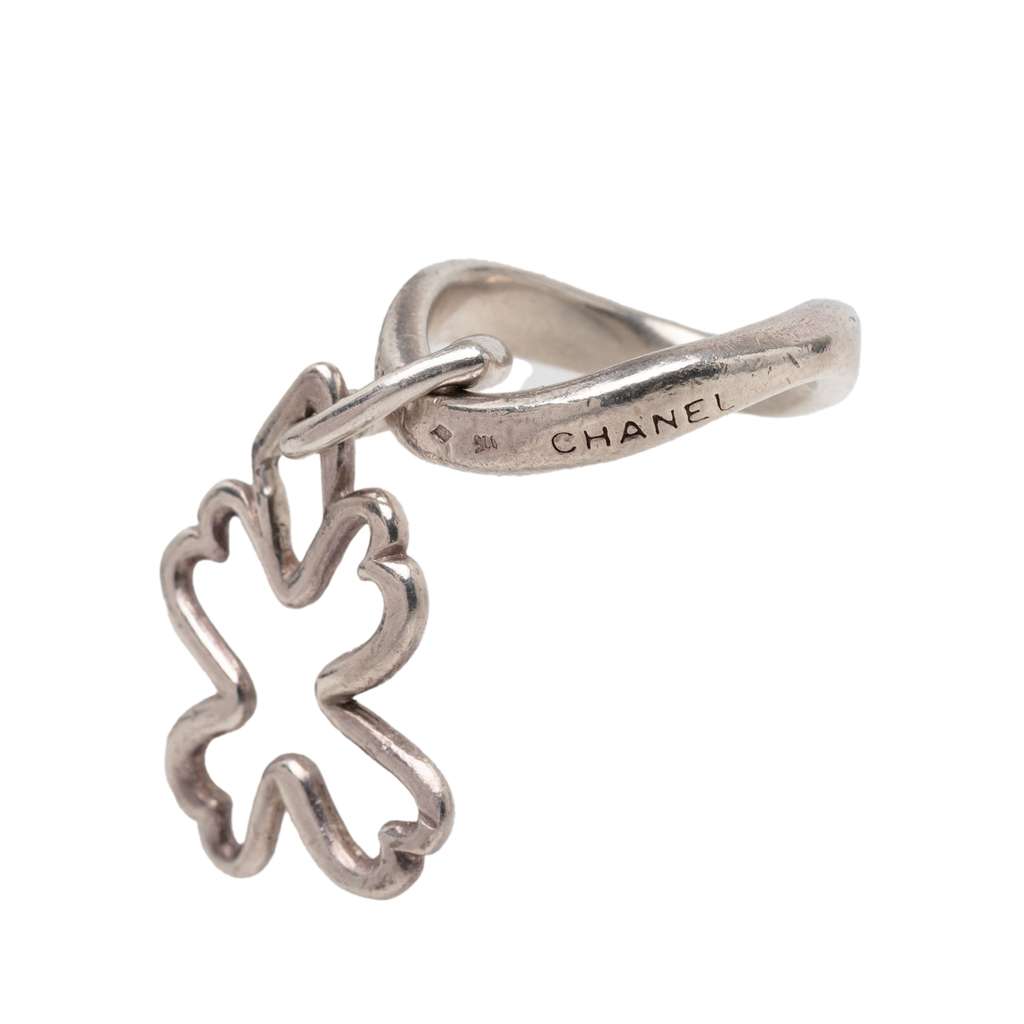 Chanel Sterling Silver Clover Charm Ring Silver Silver Good condition - Back View
