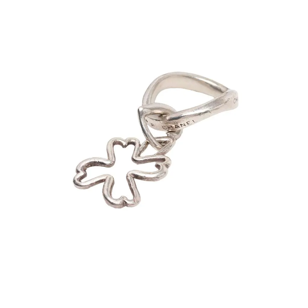 Chanel Sterling Silver Clover Charm Ring Silver Silver Very good - Box View
