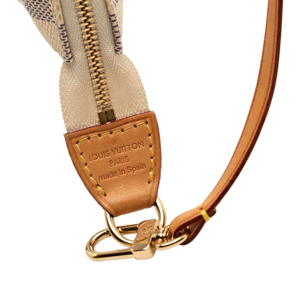 Louis Vuitton Damier Azur Pochette Accessoires White Good condition - Box View