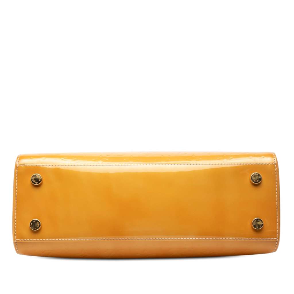 Louis Vuitton Monogram Vernis Brea MM Yellow Leather Good condition - Inside View