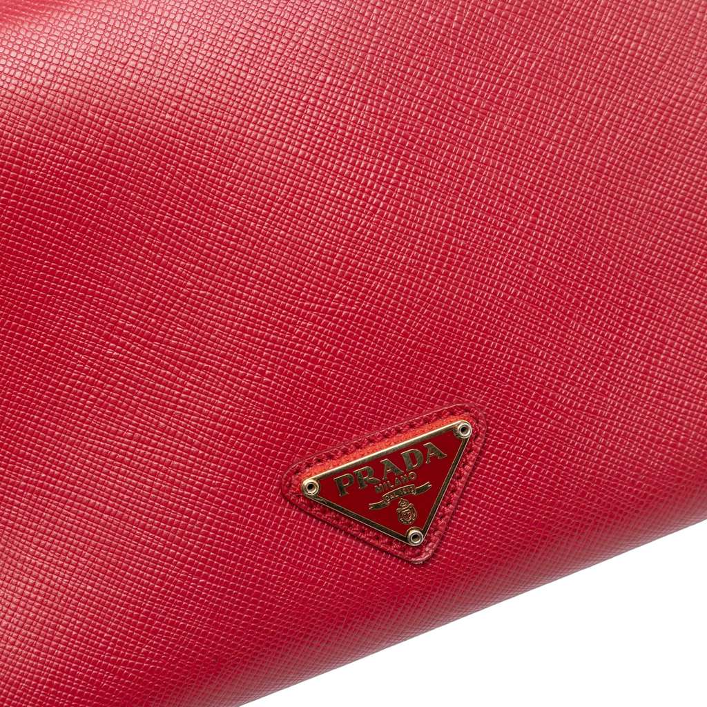 Prada Saffiano Heart Wallet On Chain Red Leather Good condition - Box View