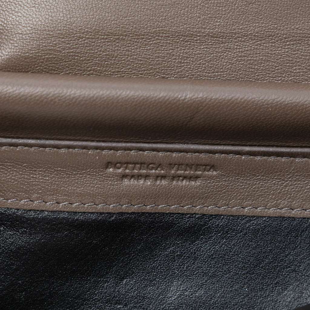 Bottega Veneta Nappa Intrecciato Continental Wallet on Chain Brown Leather Good condition - Box View