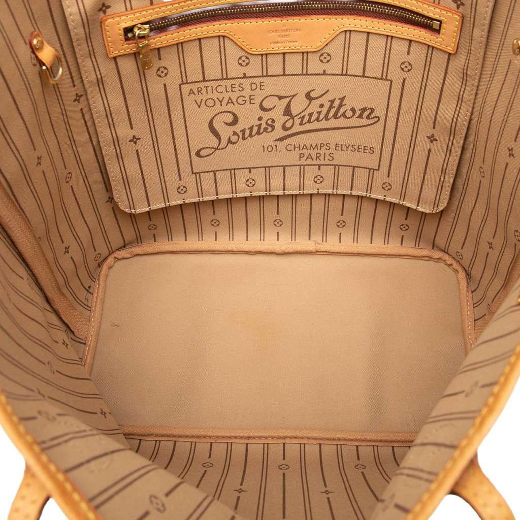 Louis Vuitton Monogram Neverfull MM Brown Good condition - Model View