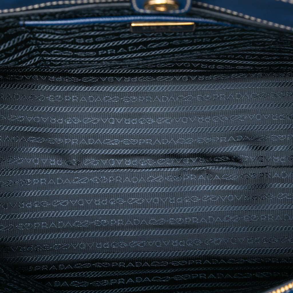 Prada Medium Bicolor Saffiano Lux Galleria Satchel Blue Leather Good condition - Model View