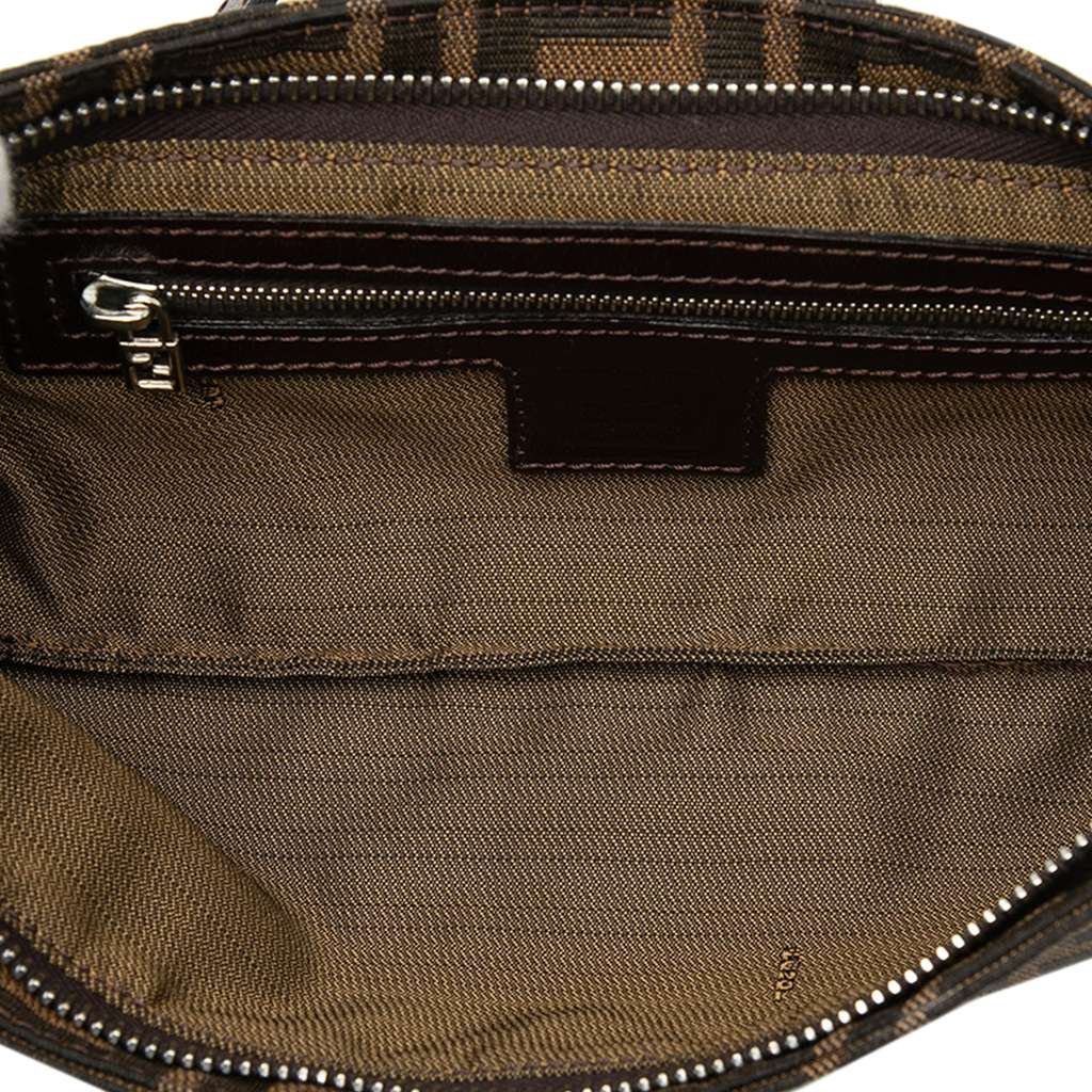 Fendi Zucca Canvas Crossbody Brown Canvas Good condition - Model View