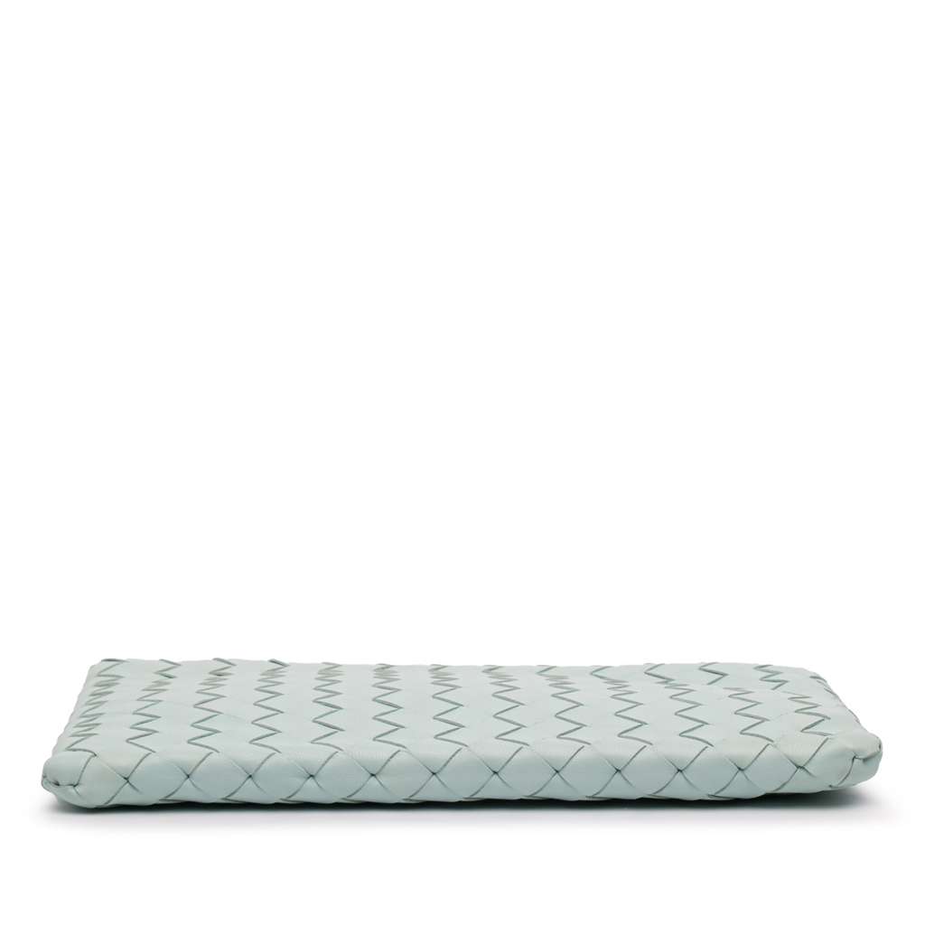 Bottega Veneta Medium Nappa Intrecciato Flat Pouch Blue Leather Good condition - Inside View