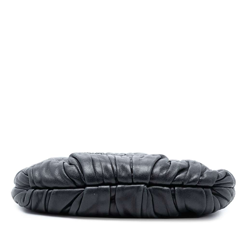 Prada Nappa Gaufre Wristlet Clutch Black Leather Good condition - Inside View