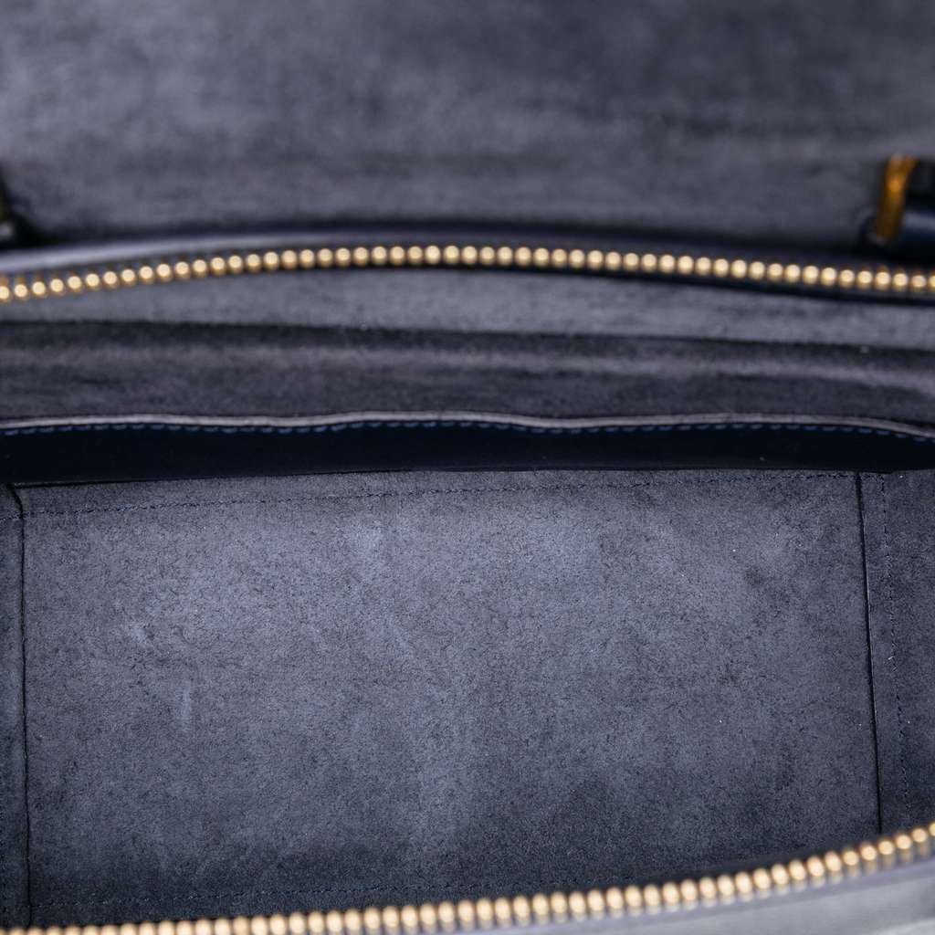 Celine Micro Grained Calfskin Belt Bag Black Leather Good condition - Model View