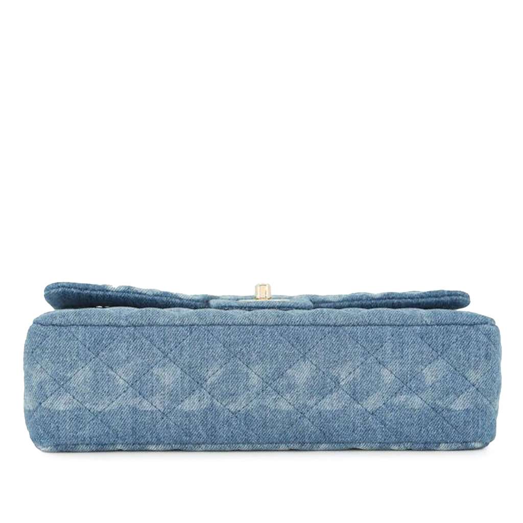 Chanel Medium Classic Washed Denim Double Flap Blue Denim Good condition - Inside View
