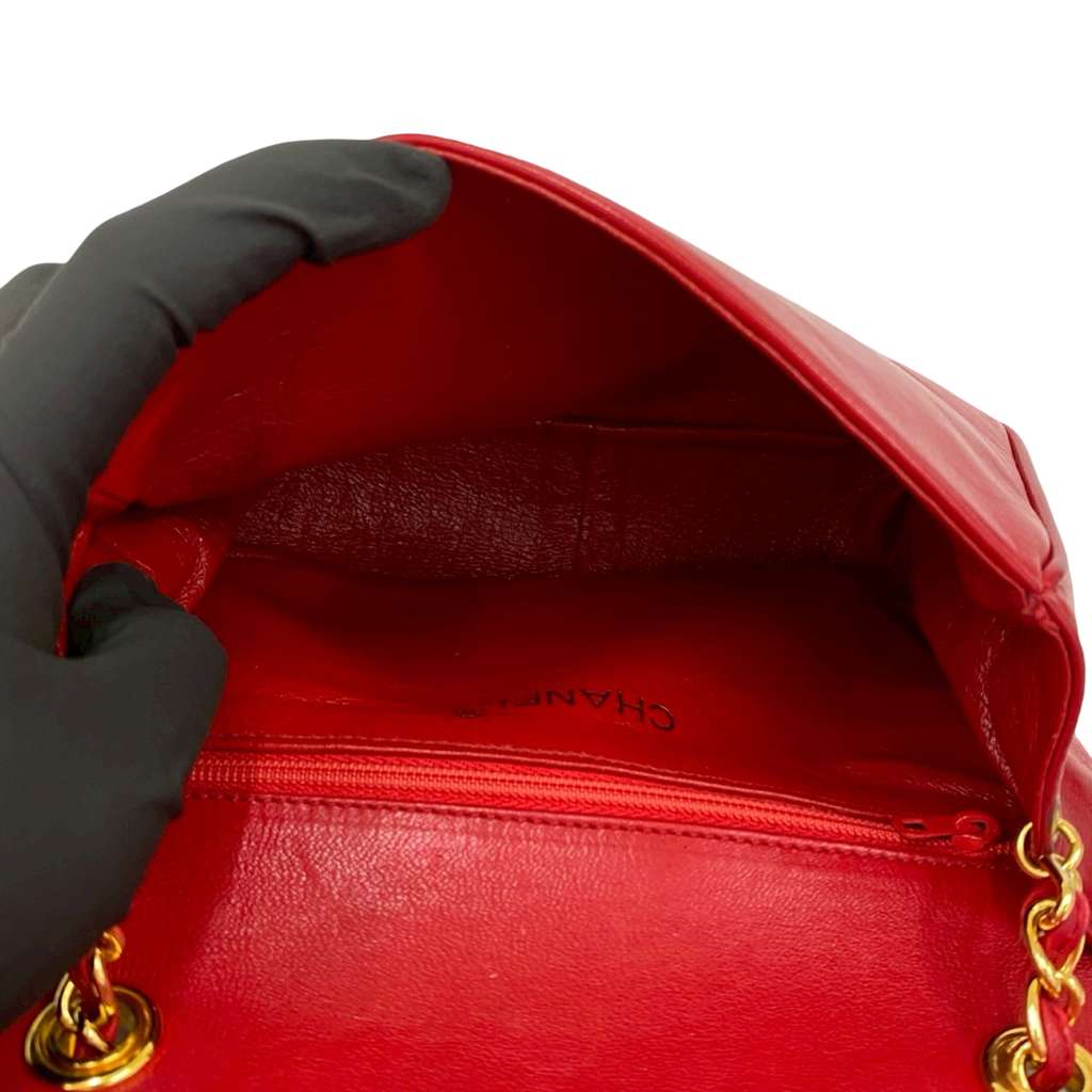 Chanel CC Lambskin Full Flap Red Leather Good condition - Inside View