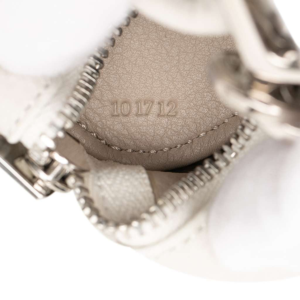 Loewe Pebbled Calfskin Bunny Bag Charm Coin Pouch White Leather Good condition - Box View