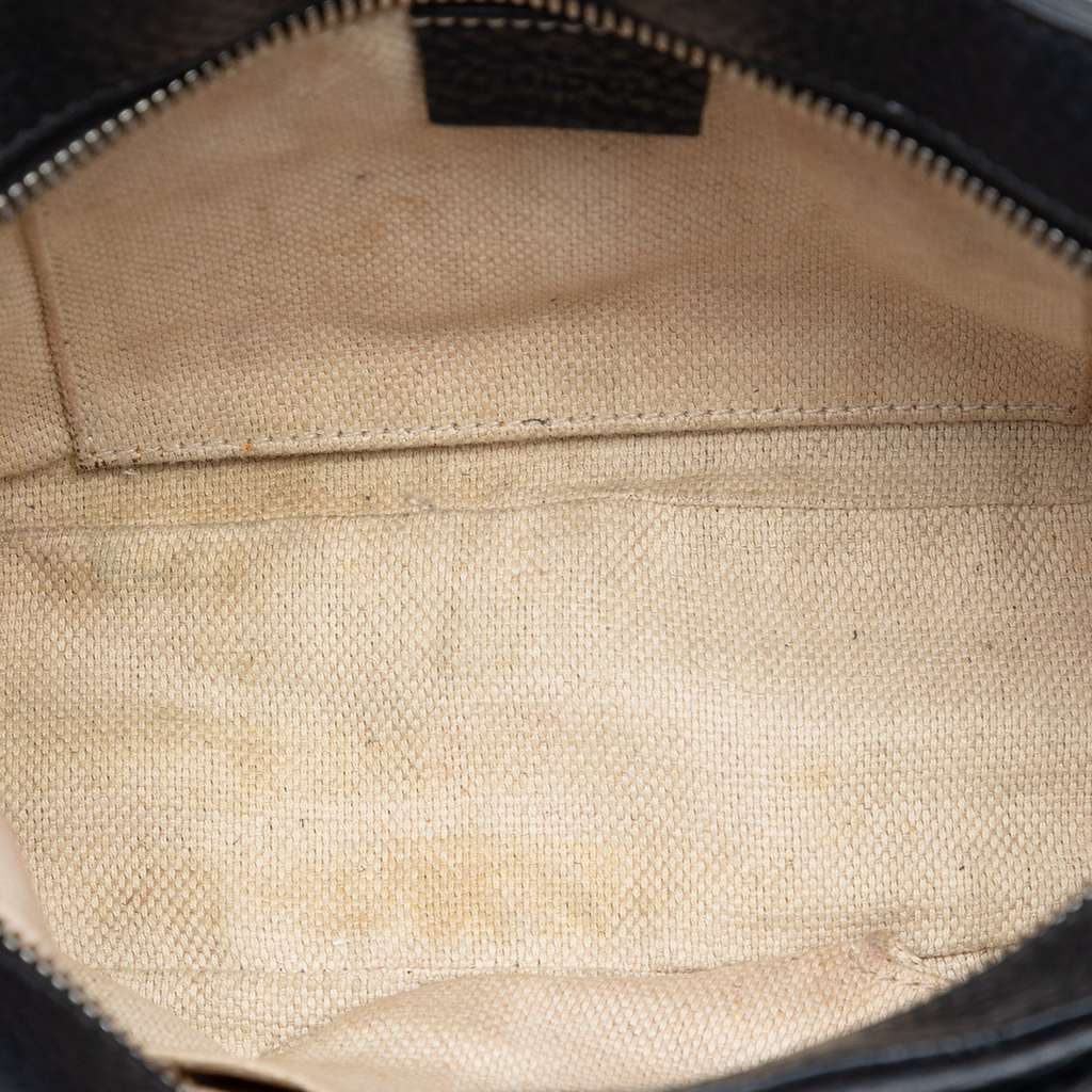 Gucci Studded Leather Soho Disco Crossbody Black Leather Good condition - Model View