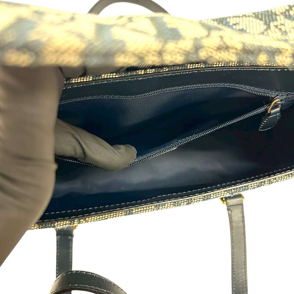 Dior Diorissimo Trotter Canvas Saddle Shoulder Bag Blue Canvas Good condition - Model View