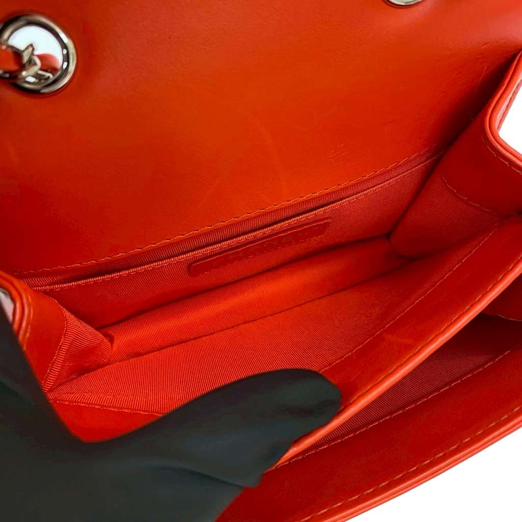 Chanel Small Calfskin Braided Chic Flap Orange Leather Good condition - Model View