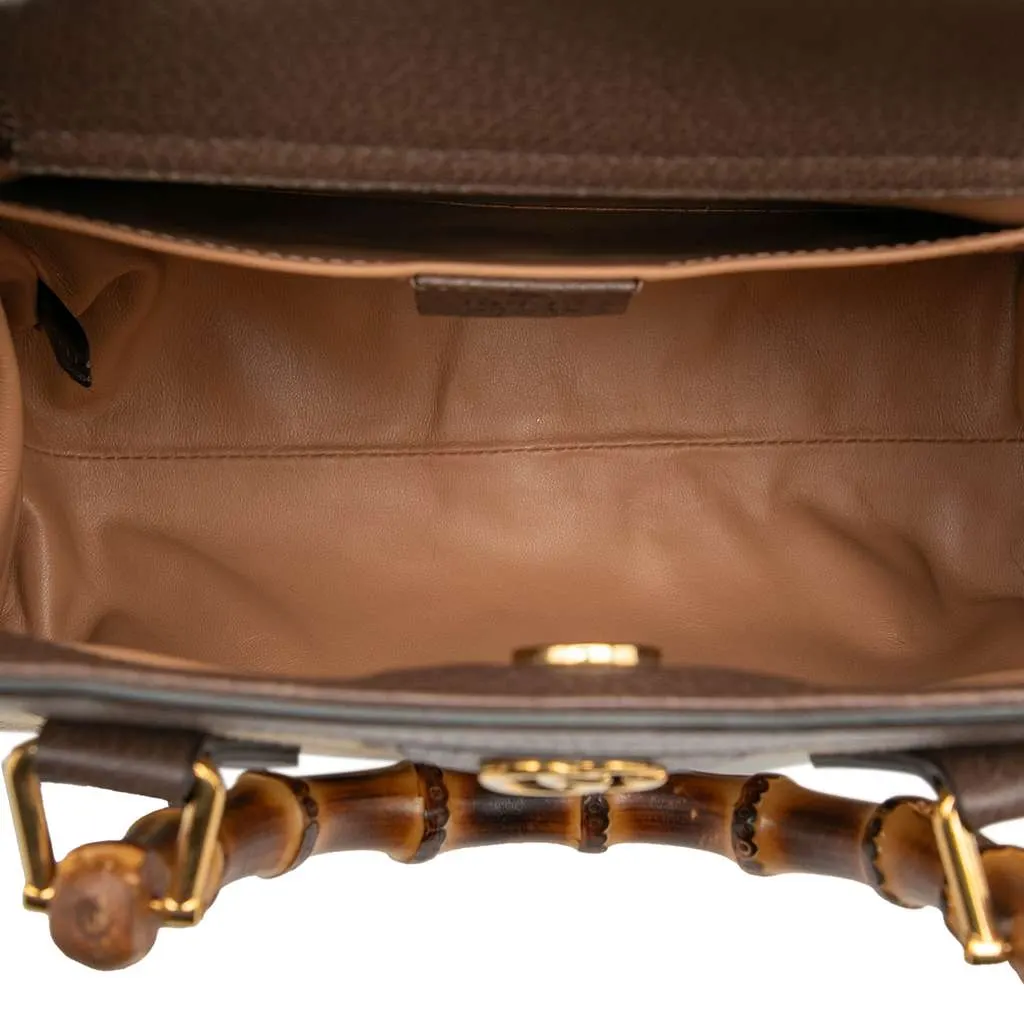 Gucci Medium Jumbo GG Canvas Bamboo Diana Satchel Brown Canvas Very good - Model View