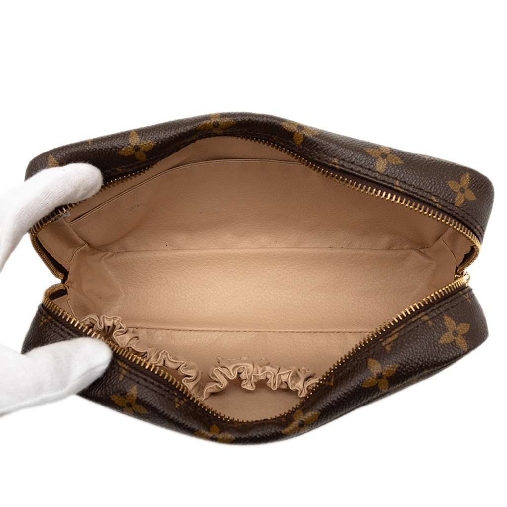 Louis Vuitton Monogram Trousse Toilette 23 Brown Good condition - Model View