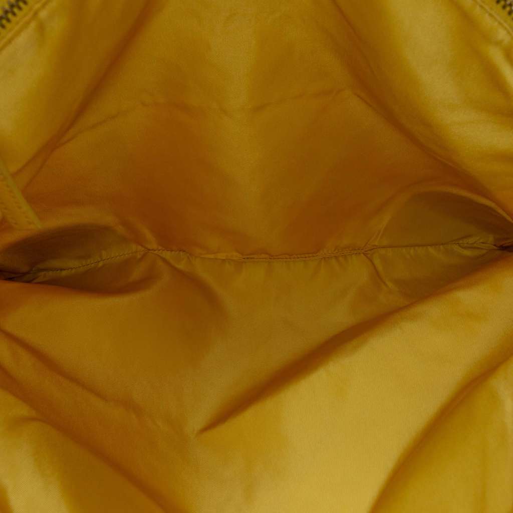 Prada Vitello Trimmed Canvas Canapa Tote Brown Canvas Good condition - Model View