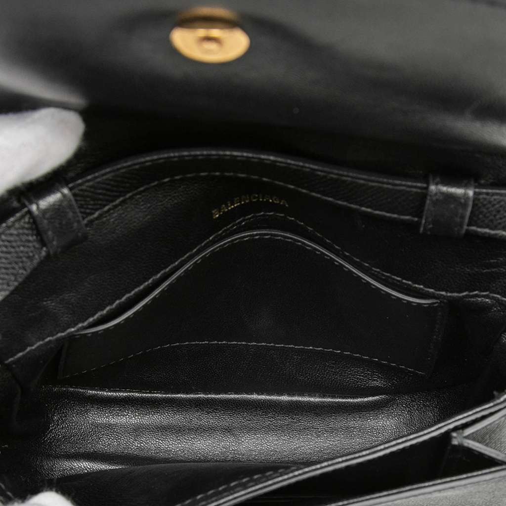 Balenciaga Grained Calfskin Logo Ville Day Crossbody XS Black Leather Good condition - Model View