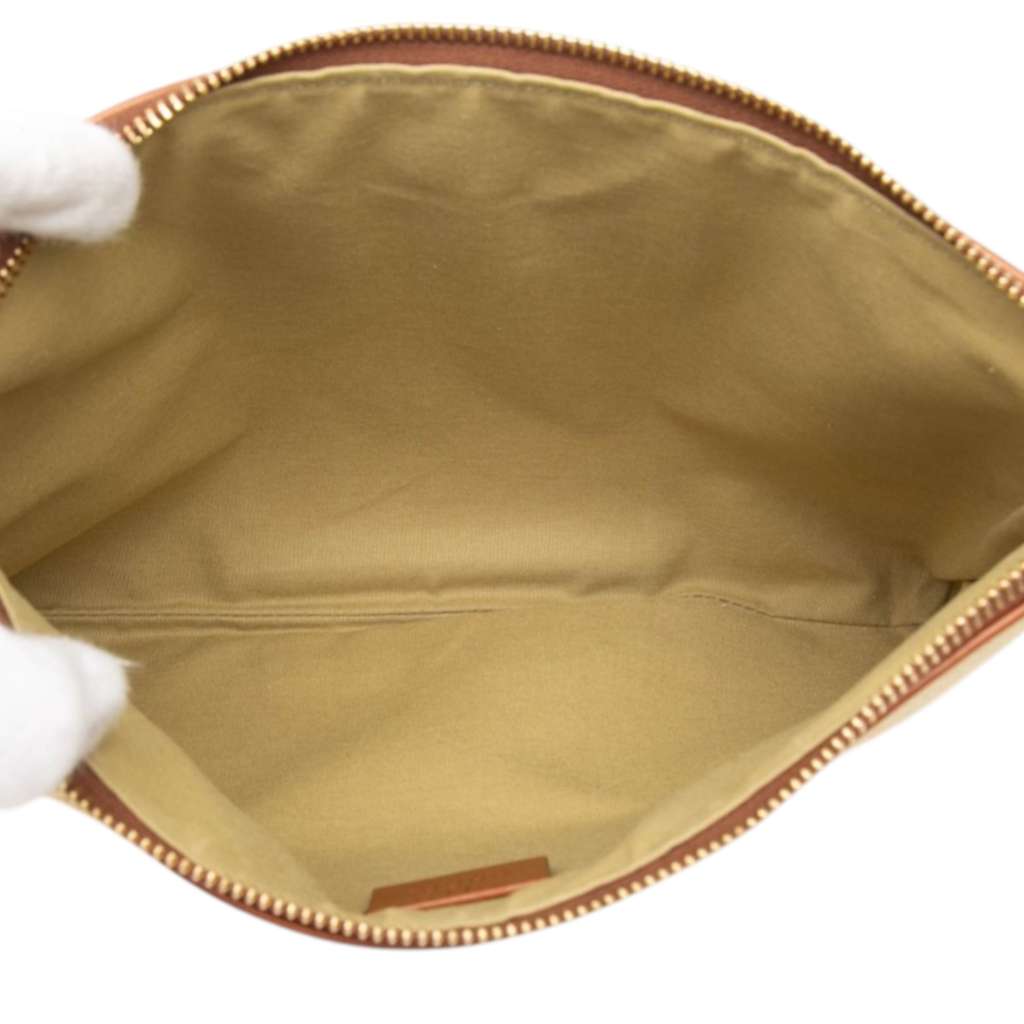 Gucci Canvas Interlocking G Web Clutch Brown Canvas Good condition - Model View