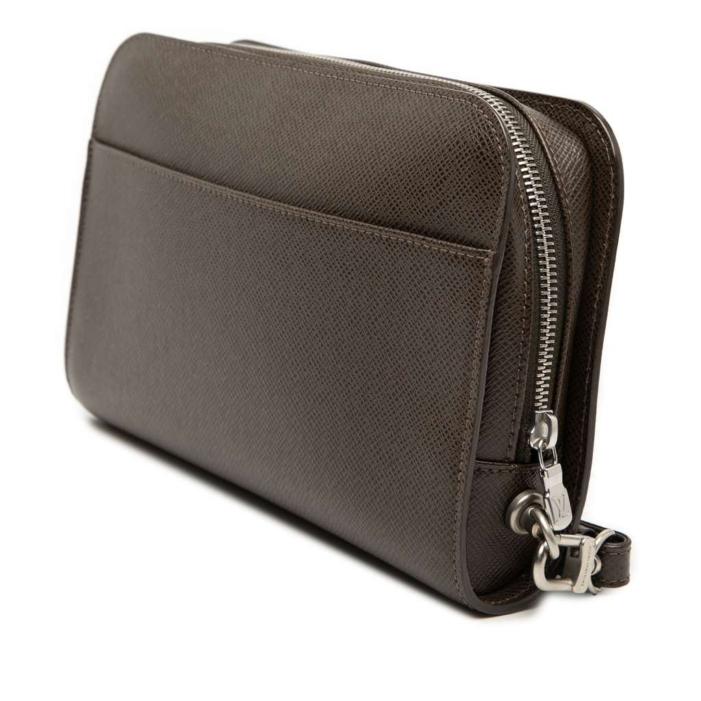 Louis Vuitton Taiga Pochette Baikal Brown Leather Good condition - Back View