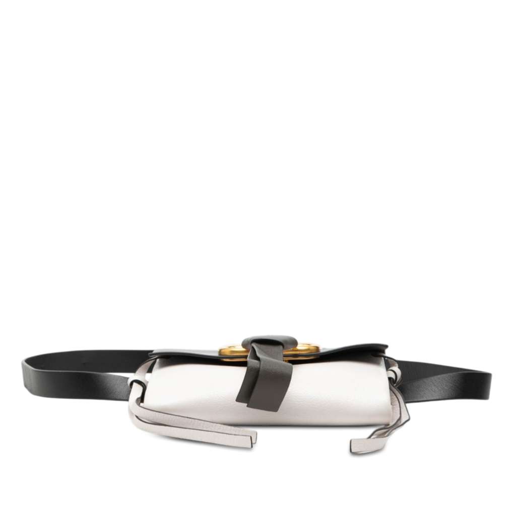 Valentino Leather VRing Belt Bag White Leather Good condition - Inside View