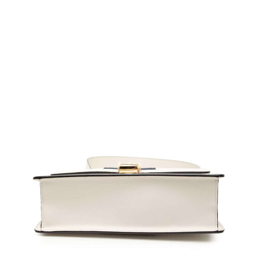 Gucci Small Leather Sylvie Web Satchel White Leather Good condition - Inside View