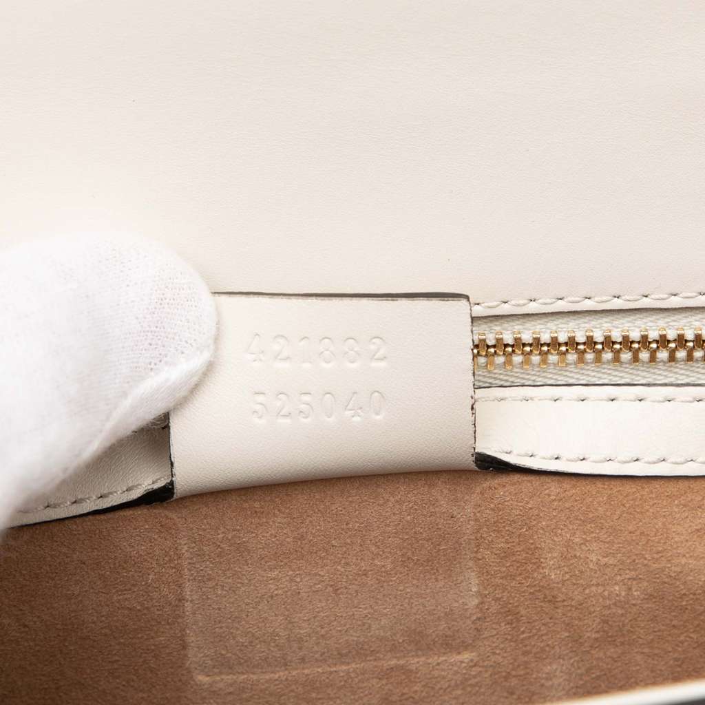 Gucci Small Leather Sylvie Web Satchel White Leather Good condition - Box View