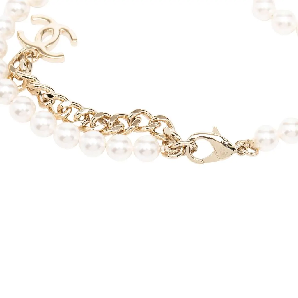 Chanel CC Faux Pearl Necklace White Very good - Back View