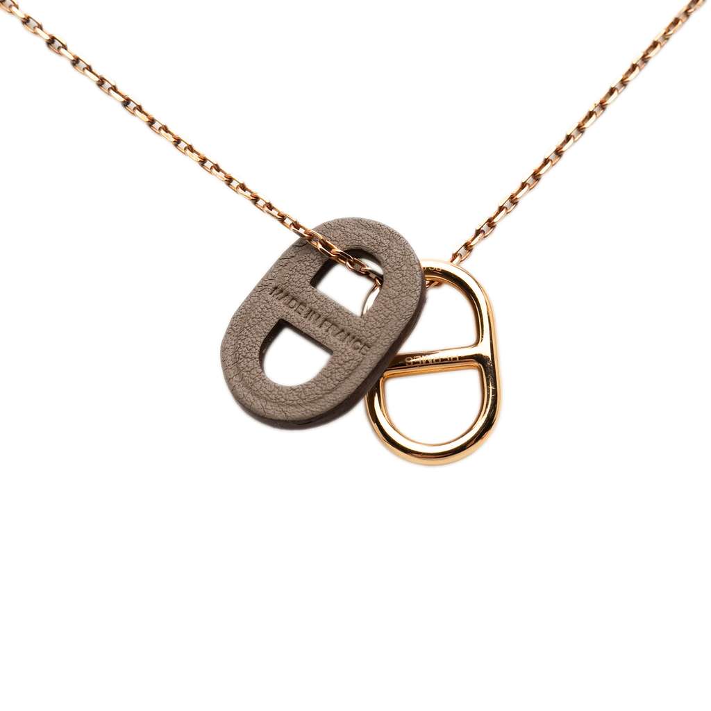 Hermès Gold Plated Swift O Maillon Pendant Necklace Gold Metal Good condition - Back View