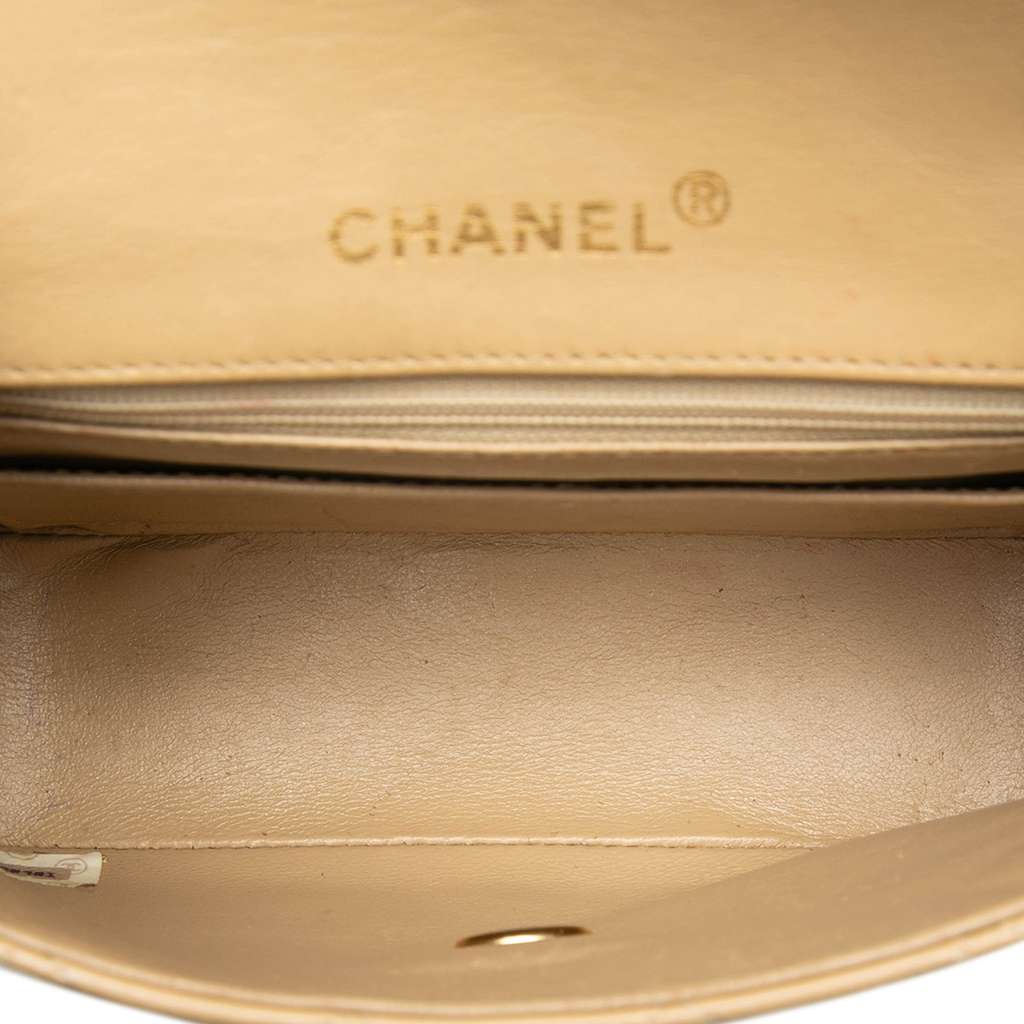 Chanel Mini Square Classic Lambskin Single Flap Beige Leather Good condition - Model View