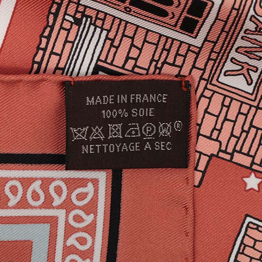Hermès Paris Station Silk Bandana Scarf 55 Pink Silk Very good condition - Back View