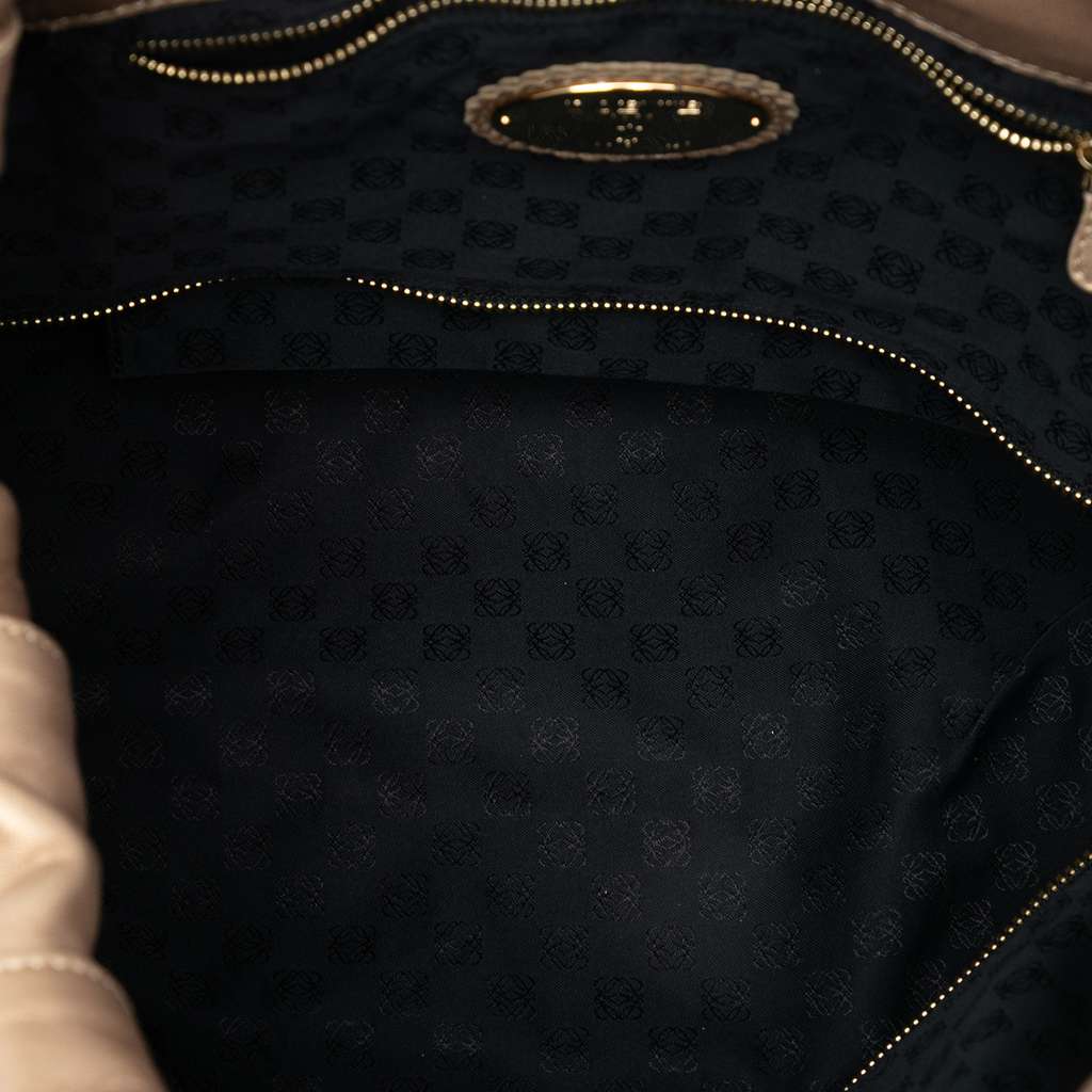 Loewe Nappa Aire Gold Leather Good condition - Model View