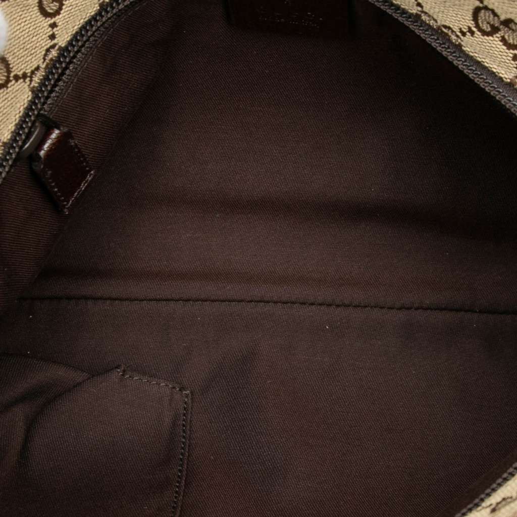 Gucci GG Canvas Web Crossbody Beige Good condition - Model View