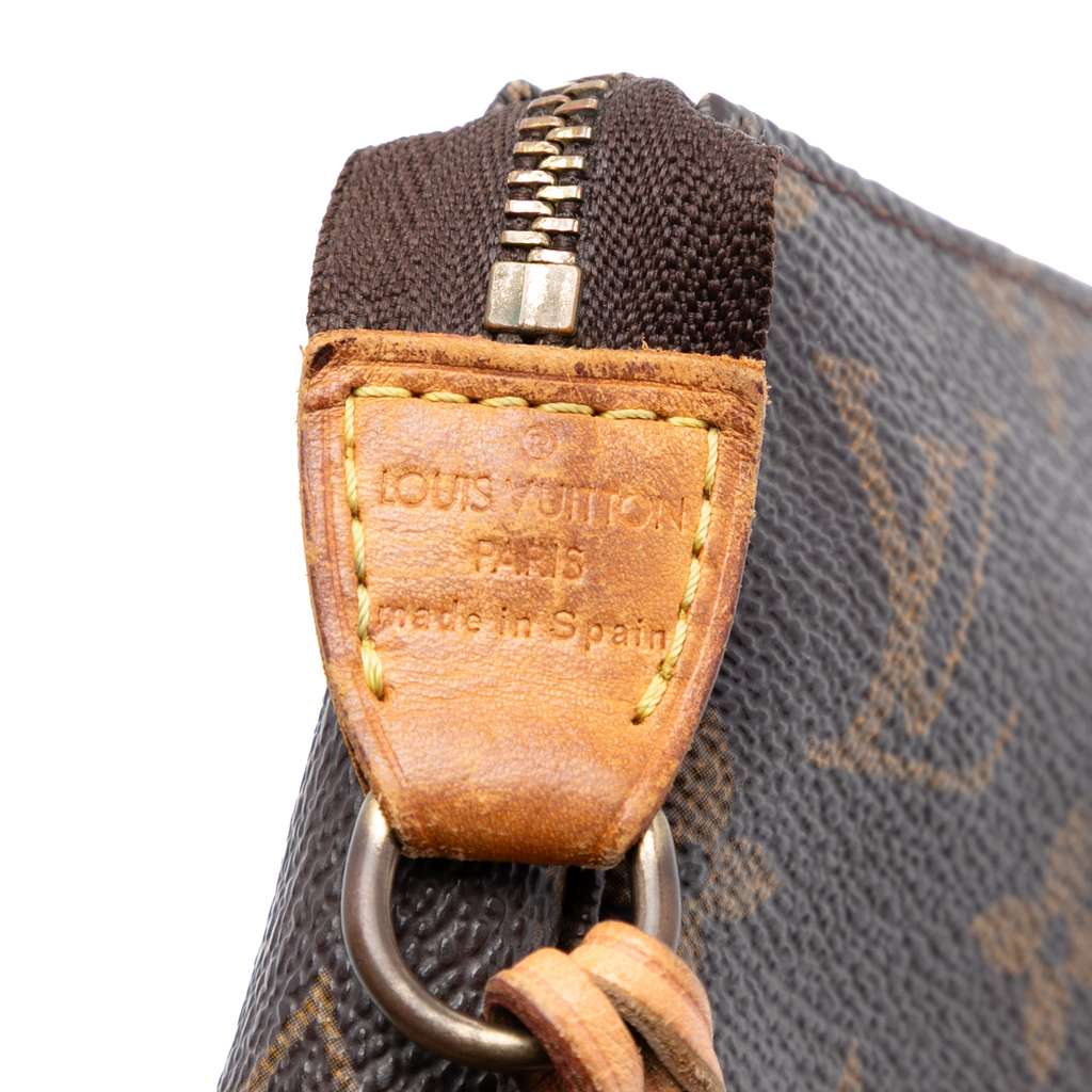 Louis Vuitton Monogram Pochette Accessoires Brown Good condition - Box View