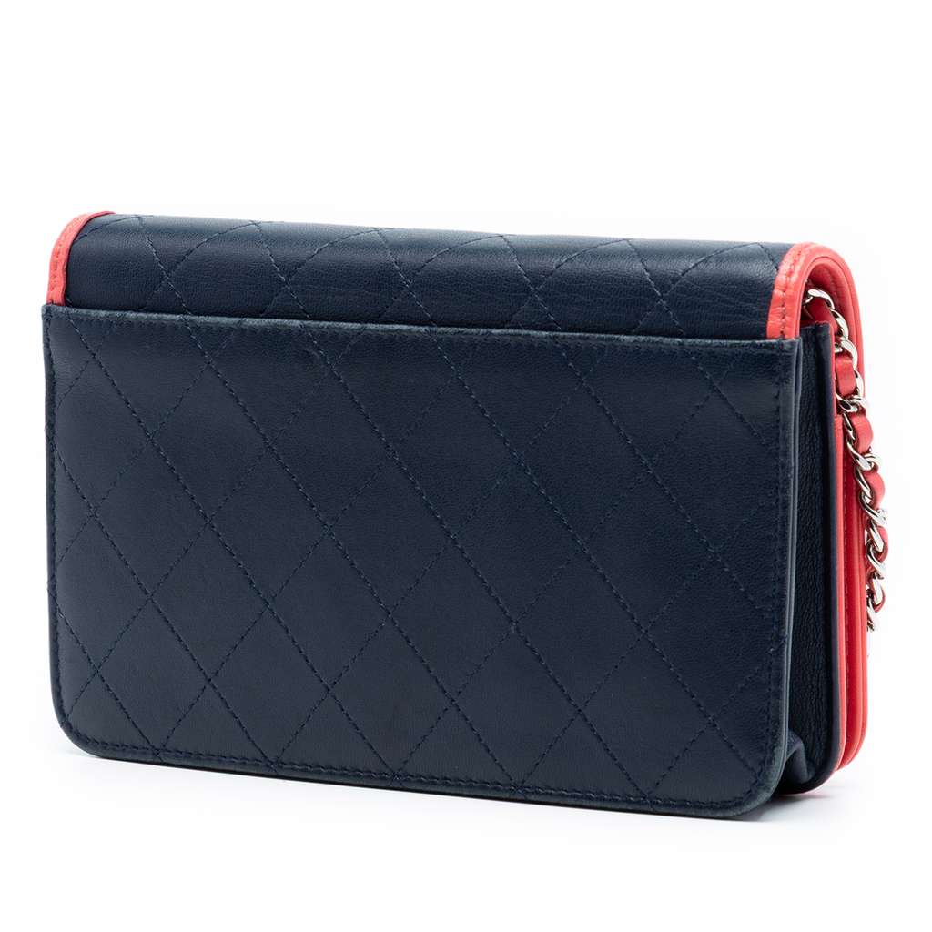 Chanel Quilted Lambskin Color Pop CC Wallet on Chain Blue Leather Good condition - Back View