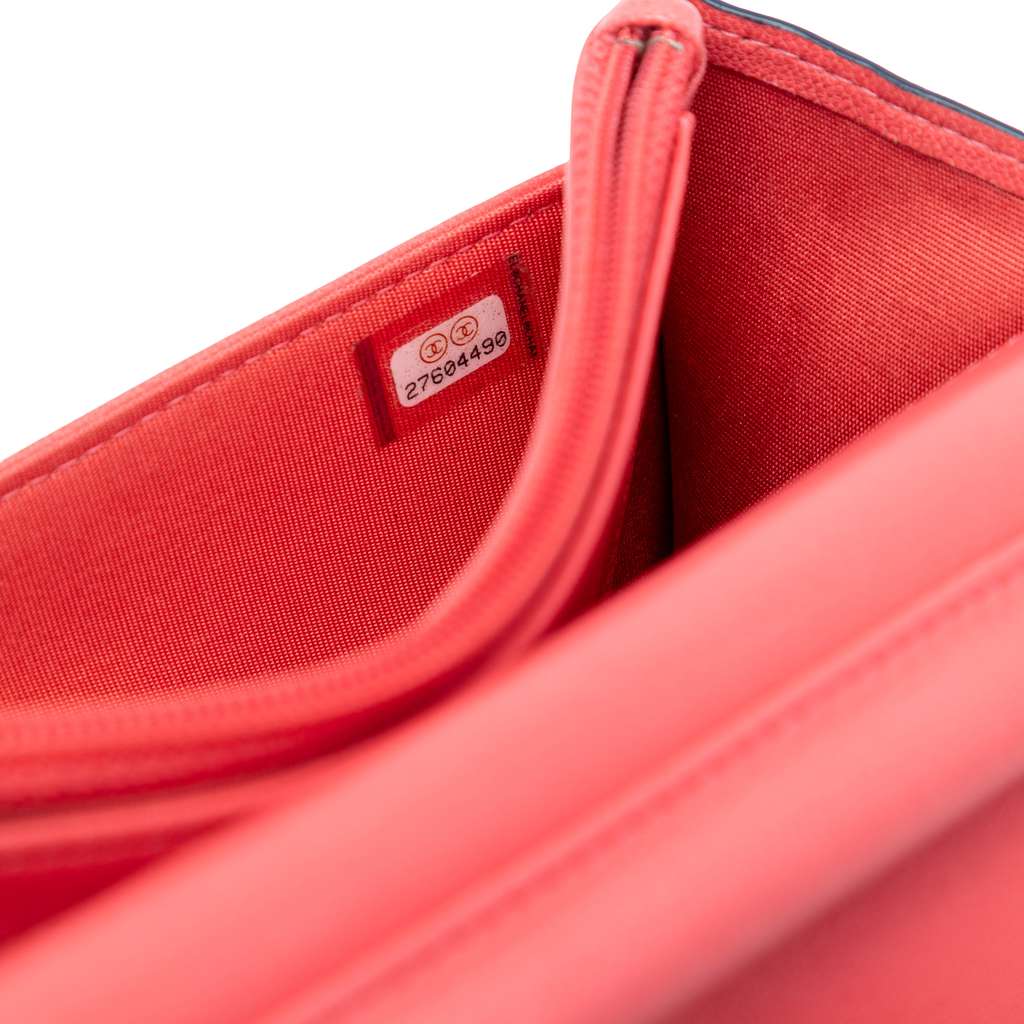 Chanel Quilted Lambskin Color Pop CC Wallet on Chain Blue Leather Good condition - Box View