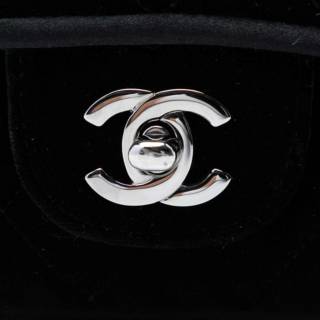 Chanel Mini Square Classic Velvet Single Flap Black Velvet Good condition - Box View