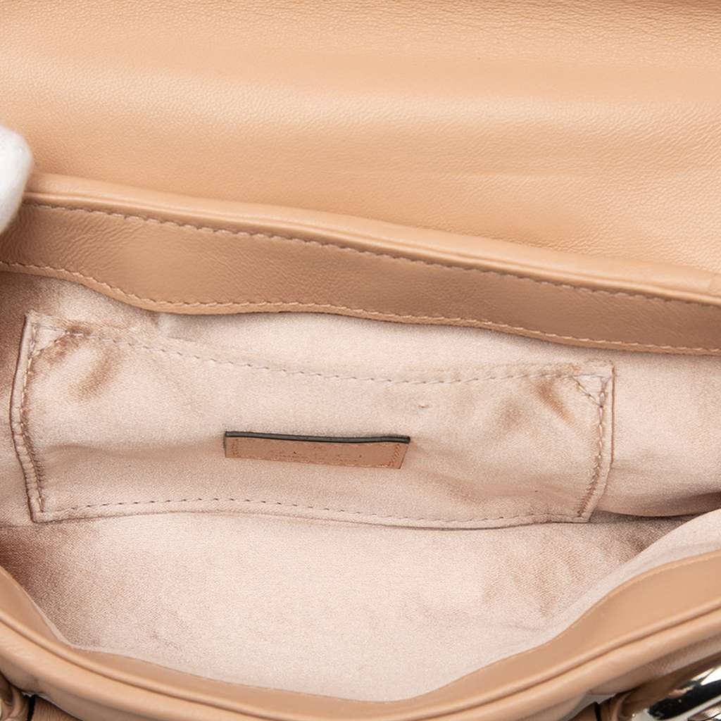 Gucci Small Quilted Calfskin Horsebit Chain Satchel Beige Leather Good condition - Model View