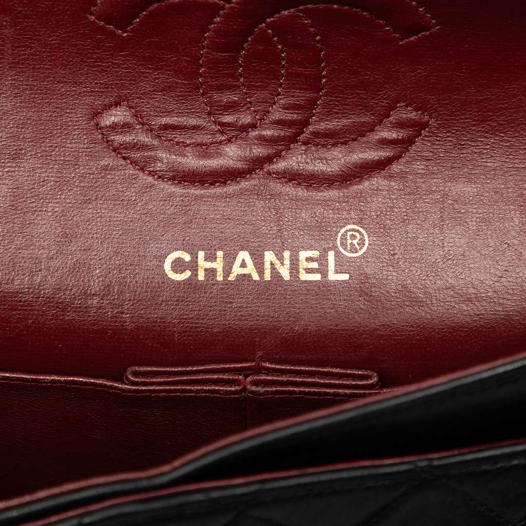 Chanel Small Classic Lambskin Double Flap Black Leather Good condition - Box View