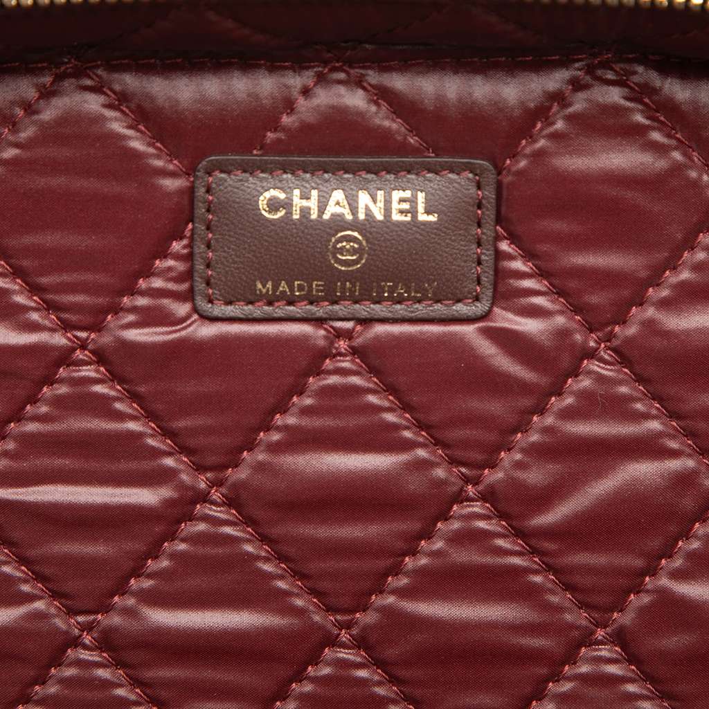 Chanel CC Quilted Lambskin Vanity Bag Black Leather Good condition - Box View