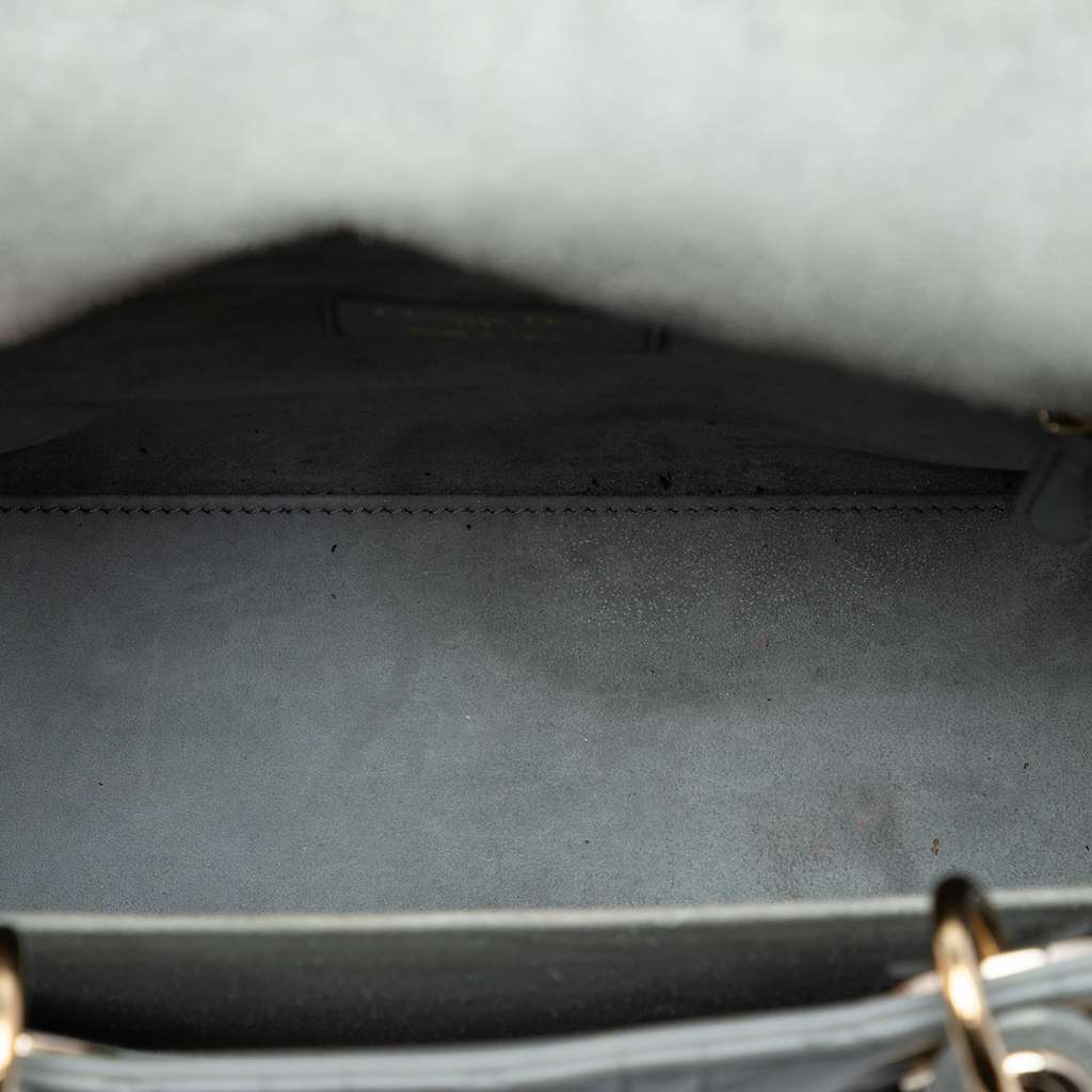 Dior Medium Lambskin Cannage Lady Dior Grey Leather Good condition - Model View