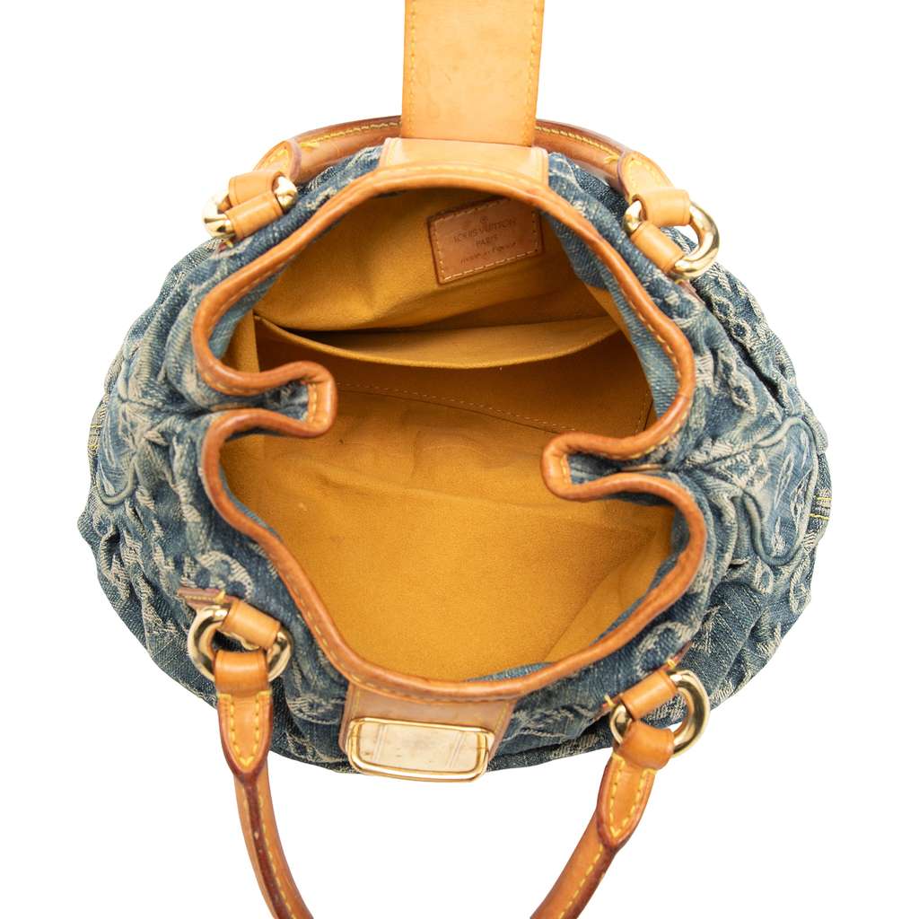 Louis Vuitton Monogram Denim Pleaty Blue Denim Good condition - Model View