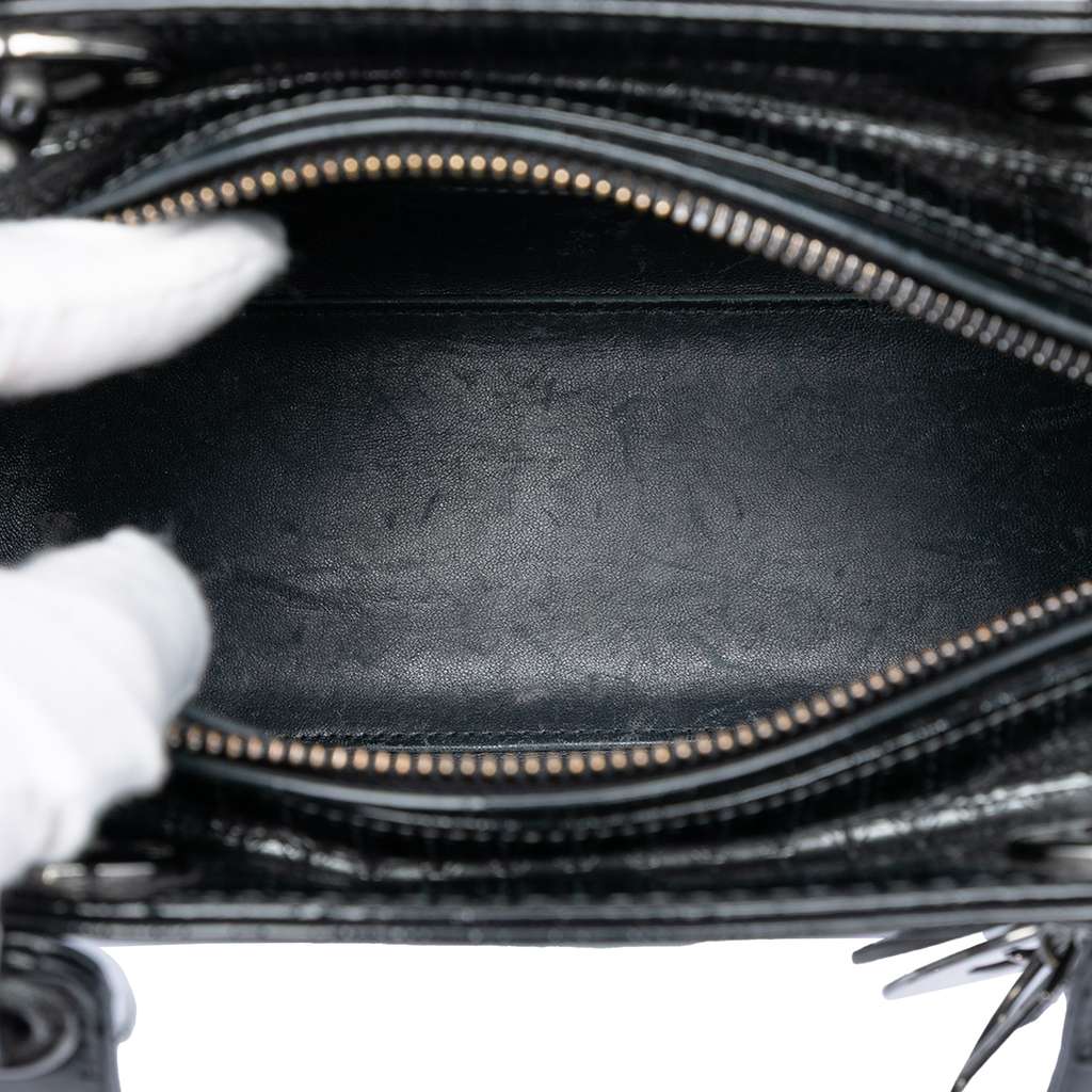 Dior Medium Metallic Patent Microcannage Lady Dior Black Leather Good condition - Model View