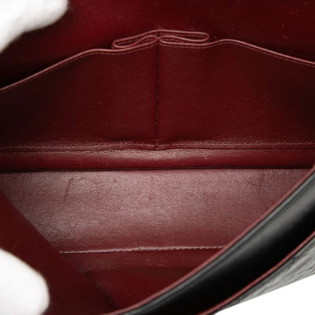 Chanel Medium Classic Lambskin Double Flap Black Leather Good condition - Model View