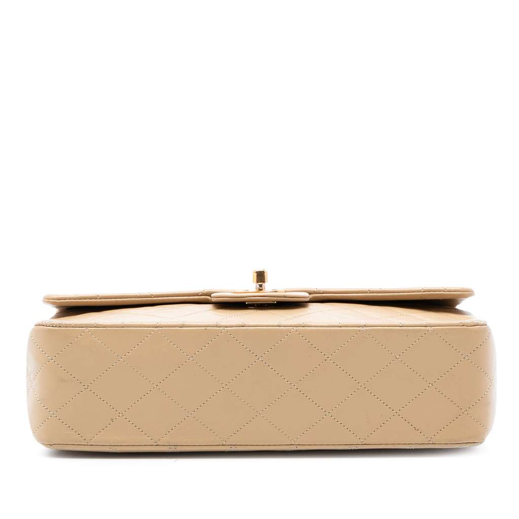 Chanel Medium Classic Lambskin Single Flap Brown Leather Good condition - Inside View